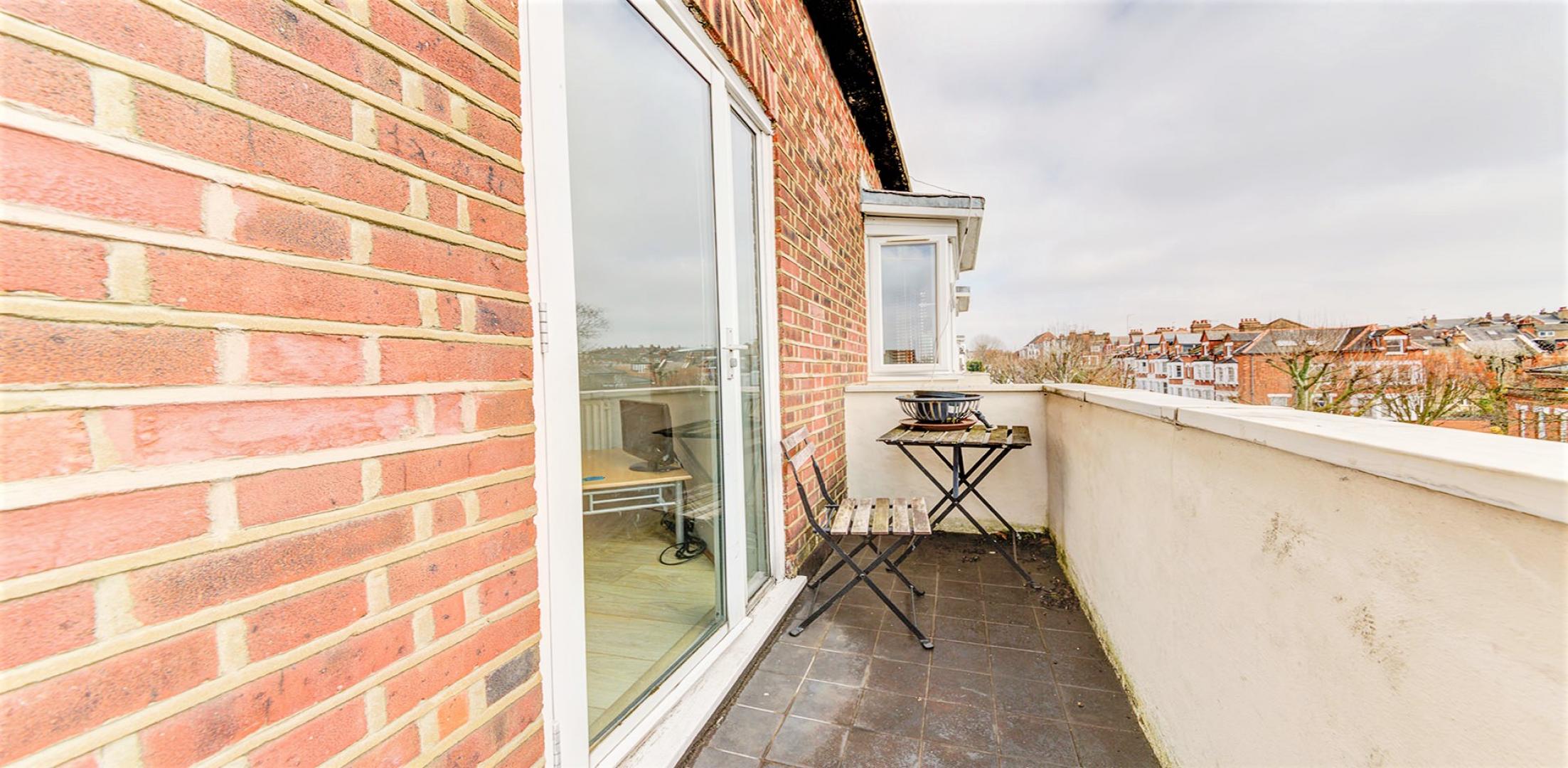 			2 Bedroom, 1 bath, 1 reception Flat			 Sherriff Road, WEST HAMPSTEAD